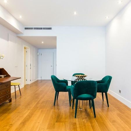 Your Home In Palacio Do Bairro Alto Lisabona Exterior foto